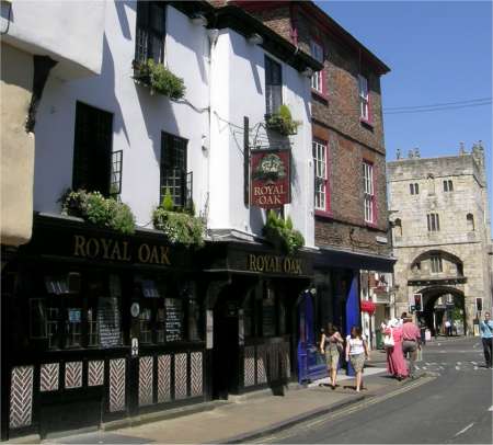 Picture of the Royal Oak Pub on Goodramgate York